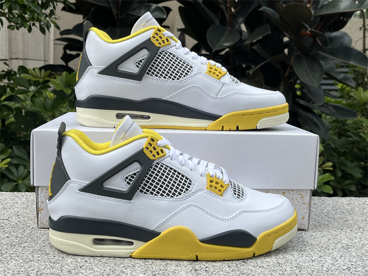 Mens Air Jordan 4 Vivid Sulfur