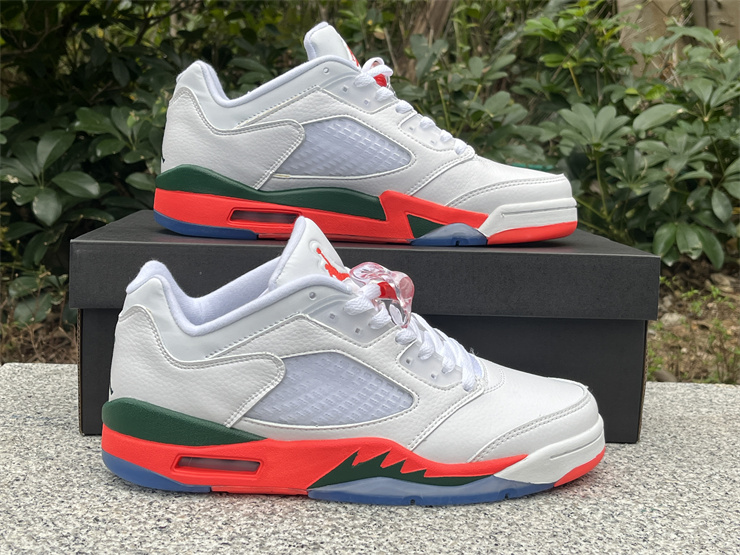 Air Jordan 5 Retro Low Hurricanes Pine Green